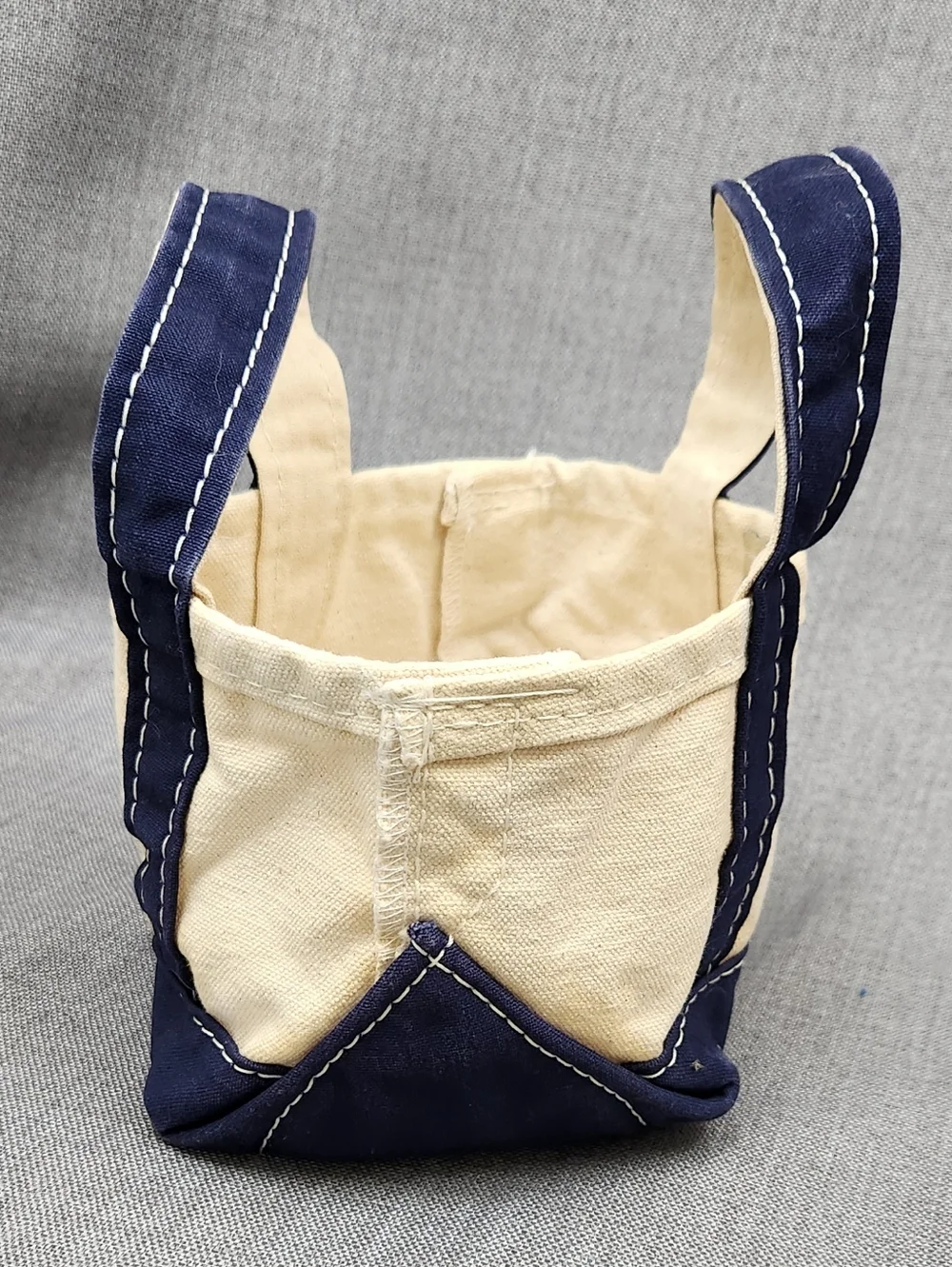 Vintage L.L.Bean Blueberry Embroidered Mini Boat USA Made Canvas Tote. - Picture 2 of 9